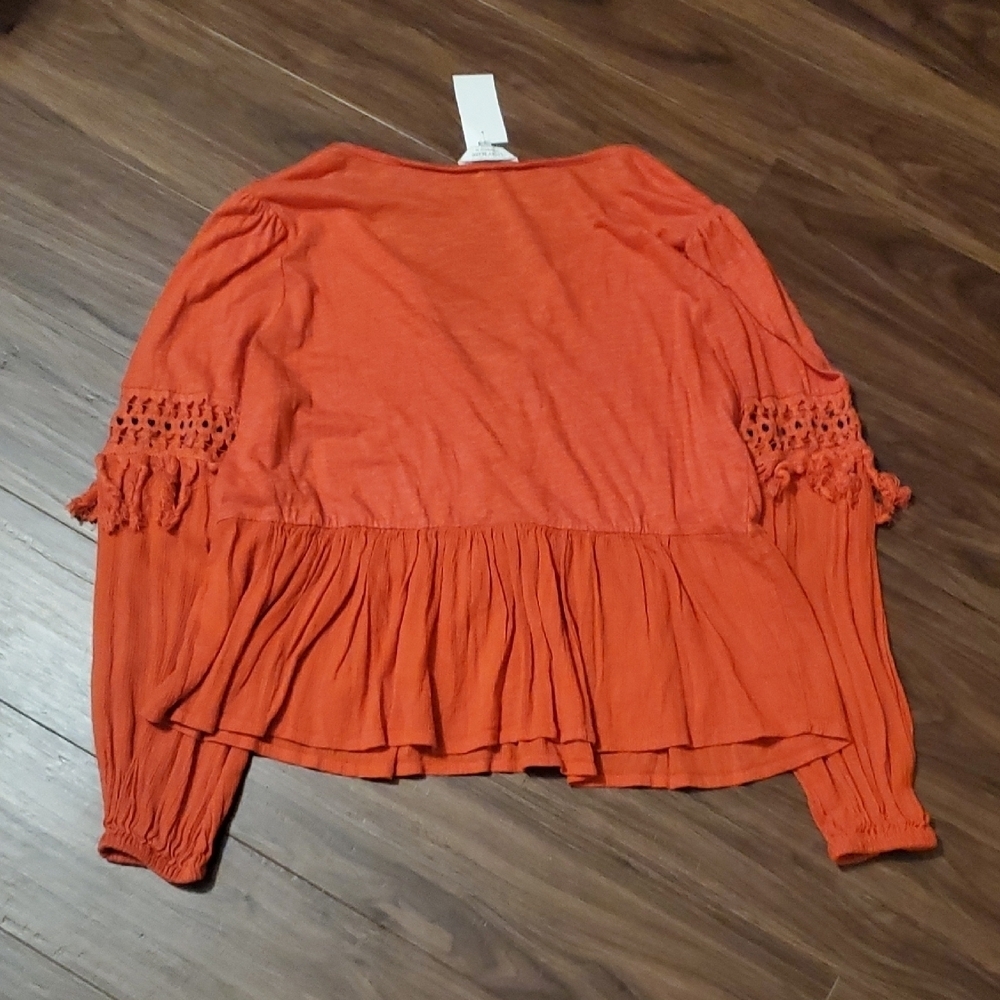 Lucky Brand Orange Crochet Sleeve Blouse - Picture 7 of 9